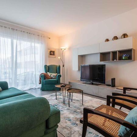 Caravelas 2-Bedroom Apartment With Pool - 50M From The Beach Armacao de Pera Luaran gambar
