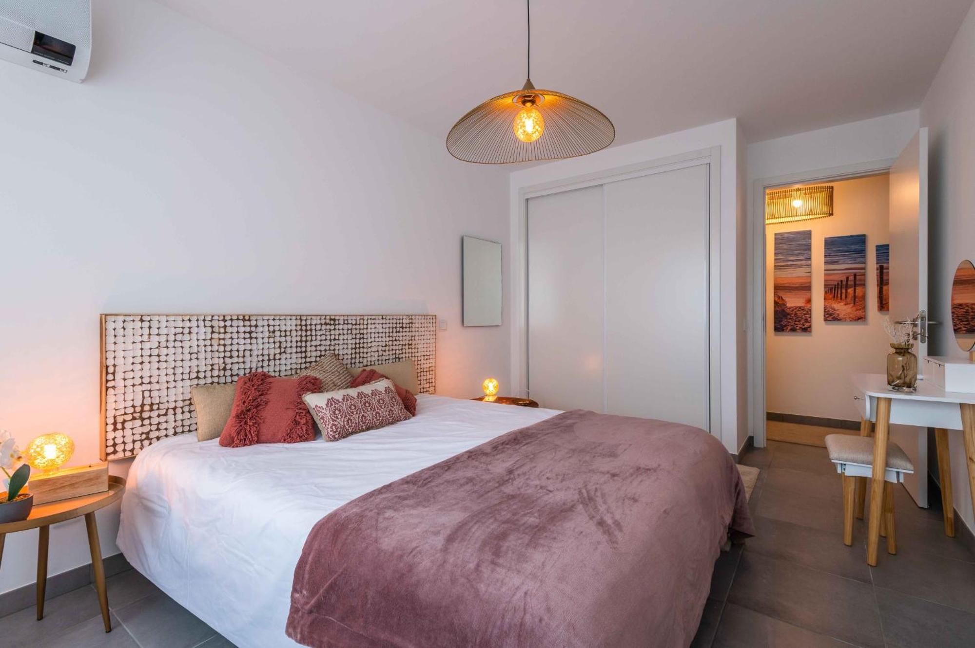 Caravelas 2-Bedroom Apartment With Pool - 50M From The Beach Armacao de Pera Luaran gambar